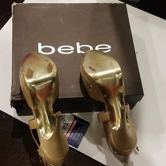 Shoes - Picture 4 of 4